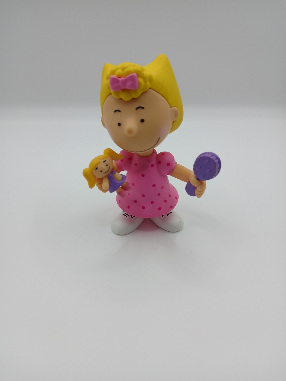 Charlie Brown Sally w/Doll & Brush Peanuts PVC Figure 3"